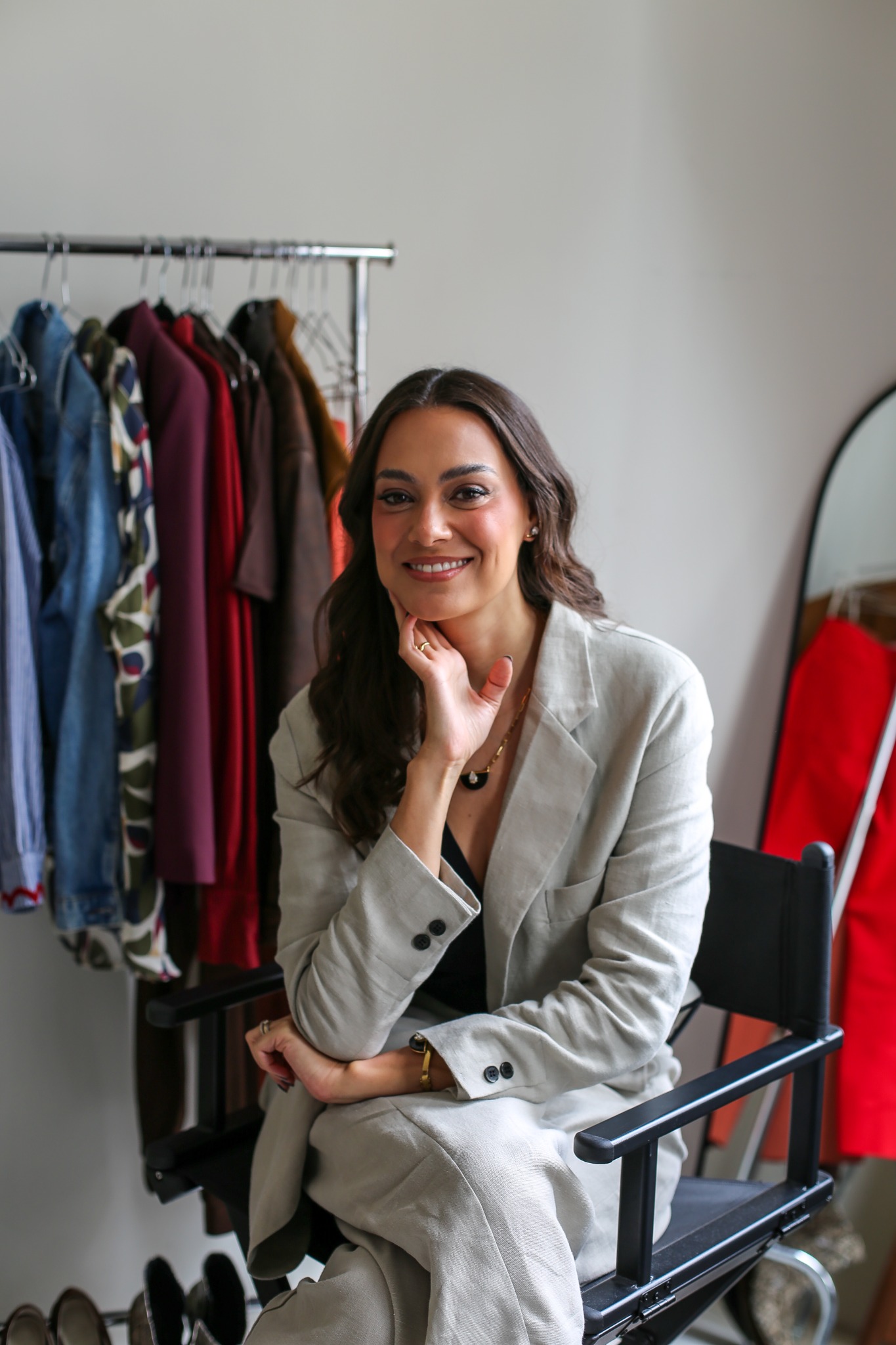 Camilla Dolle em seu ambiente de consultoria